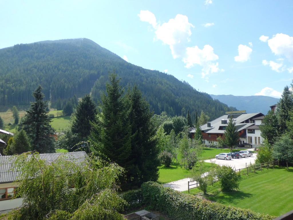 Ferienwohnung Haus Susanne Bad Kleinkirchheim Exterior foto